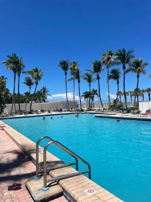Charming Studio City View! Miami Beach Exterior foto